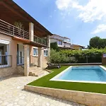 Villa Pina